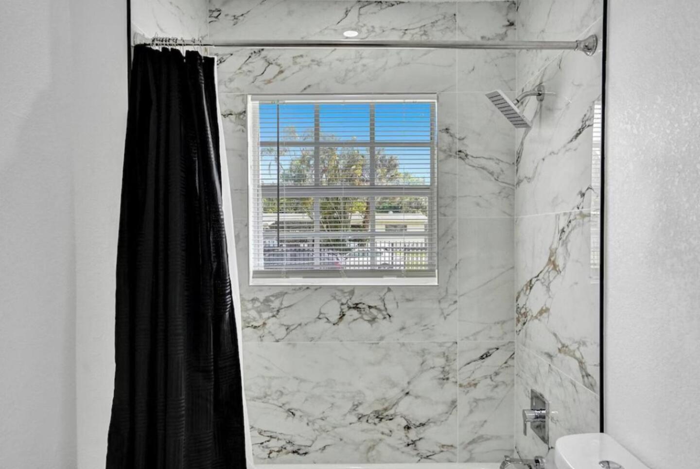 Casa vacanze Spacious With Heated Pool Miami